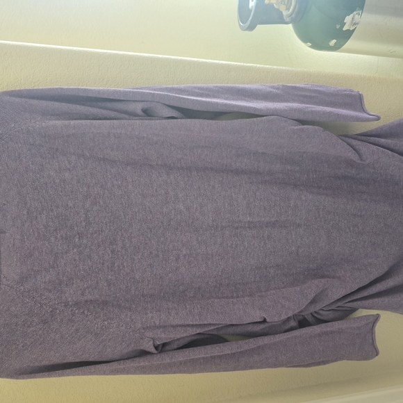 Liz Lange Purple Maternity Top - Size L, Soft & Comfy! - Picture 4 of 4